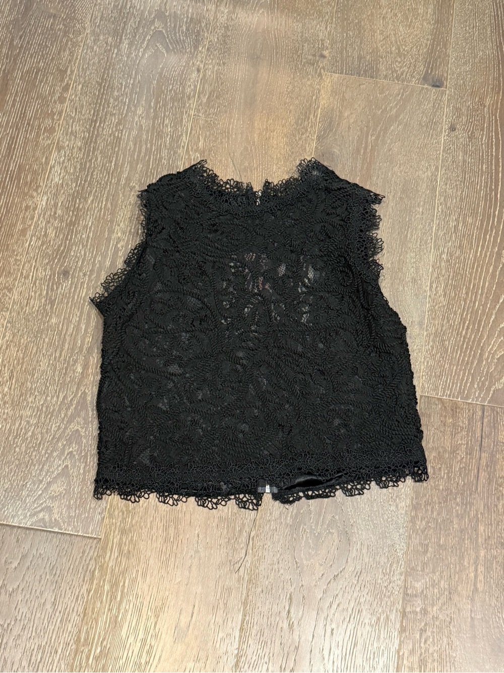 Chicwish Black Lace Zip-Up Crop Cami